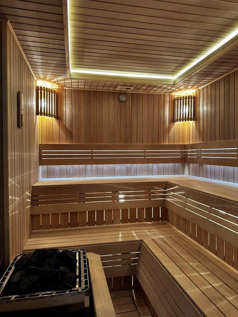 Ziyorat Luxury Hotel Фергана Екстериор снимка