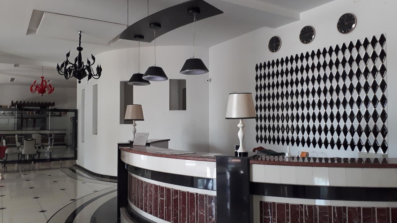 Ziyorat Luxury Hotel Фергана Екстериор снимка