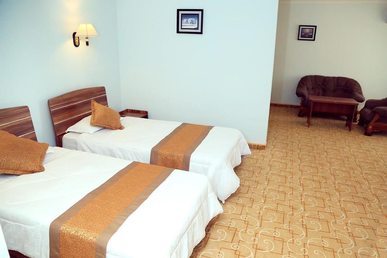 Ziyorat Luxury Hotel Фергана Екстериор снимка